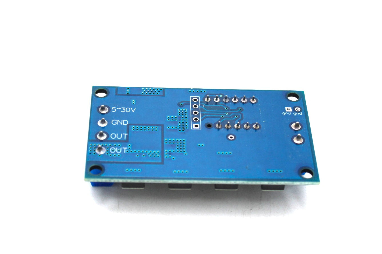 Timing Delay Switch Circuit with Double MOSFET Control