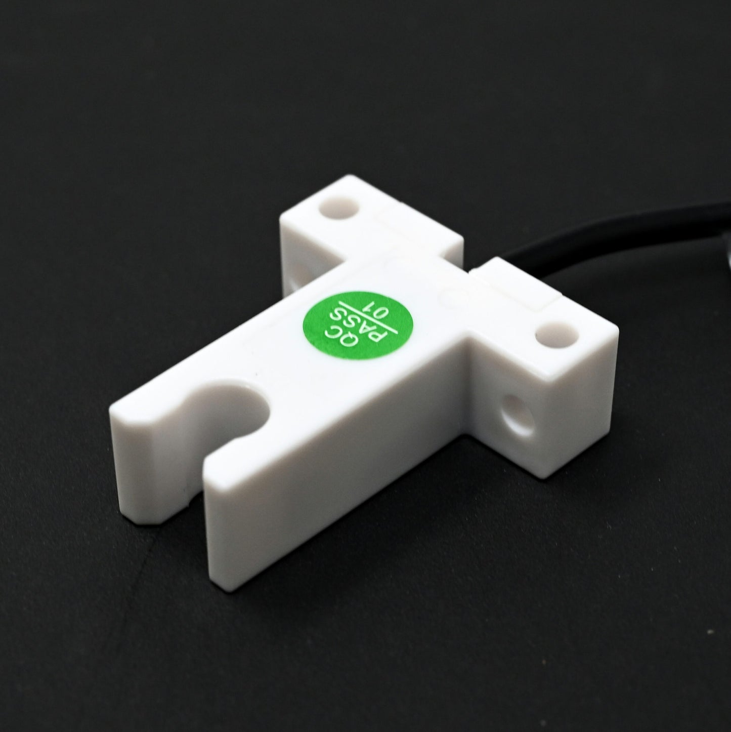 Pro-Range XKC-Y27C-NPN – DC 5-24V-D8mm Non-Contact Liquid Level Sensor