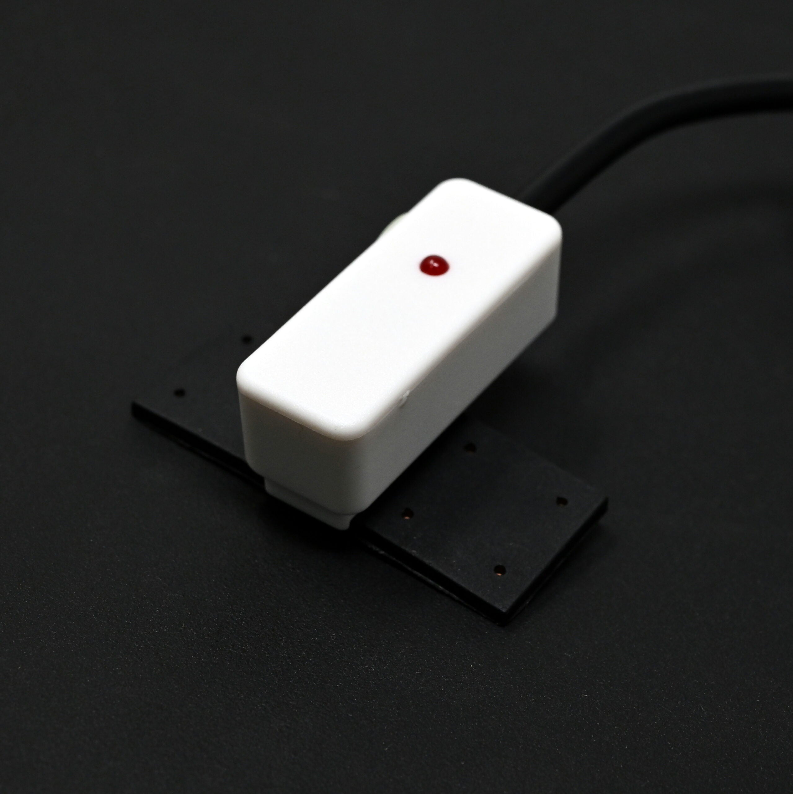 Pro-Range XKC-Y26PNP DC 24V Non-Contact Liquid Level Sensor
