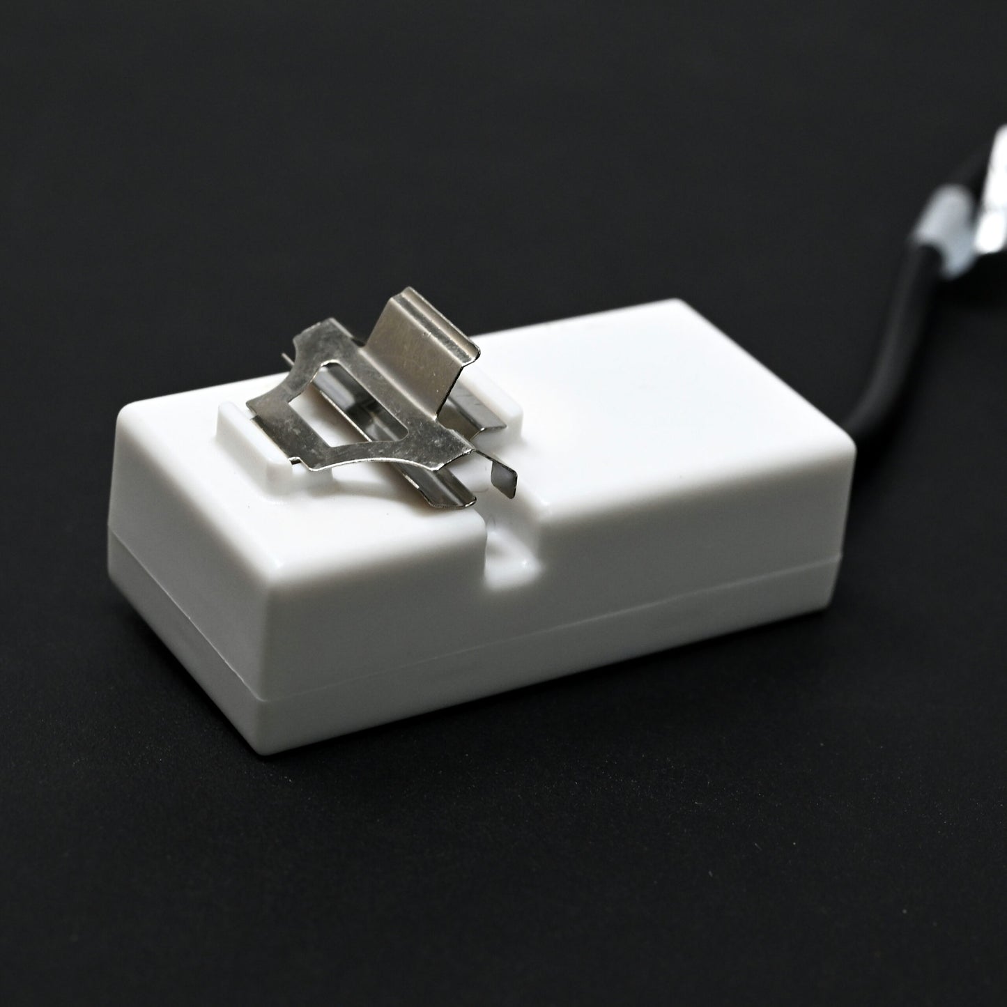 Pro-Range XKC-Y28A-NC-DC 24V Non-Contact Liquid Level Sensor
